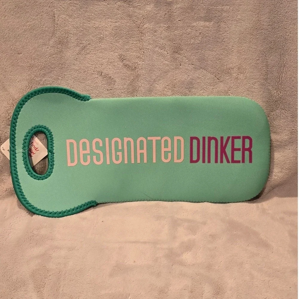 Fab Finds Designated Dinker Neoprene Wine Bottle Pouch Mint Green Insulated Tote